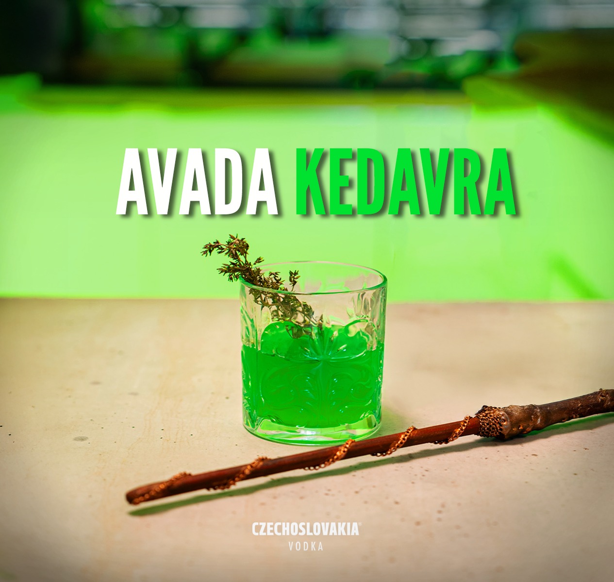 Už sa tešíš na tento vražedne dobrý drink, tak isto ako my? 😋💥📚

#czskvodka #czechoslovakiavodka #tipnadrink #czskvodkatip #drinktips #tipsandtricks